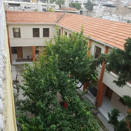 Tarihi Manisa Akhisar ホテル 2*